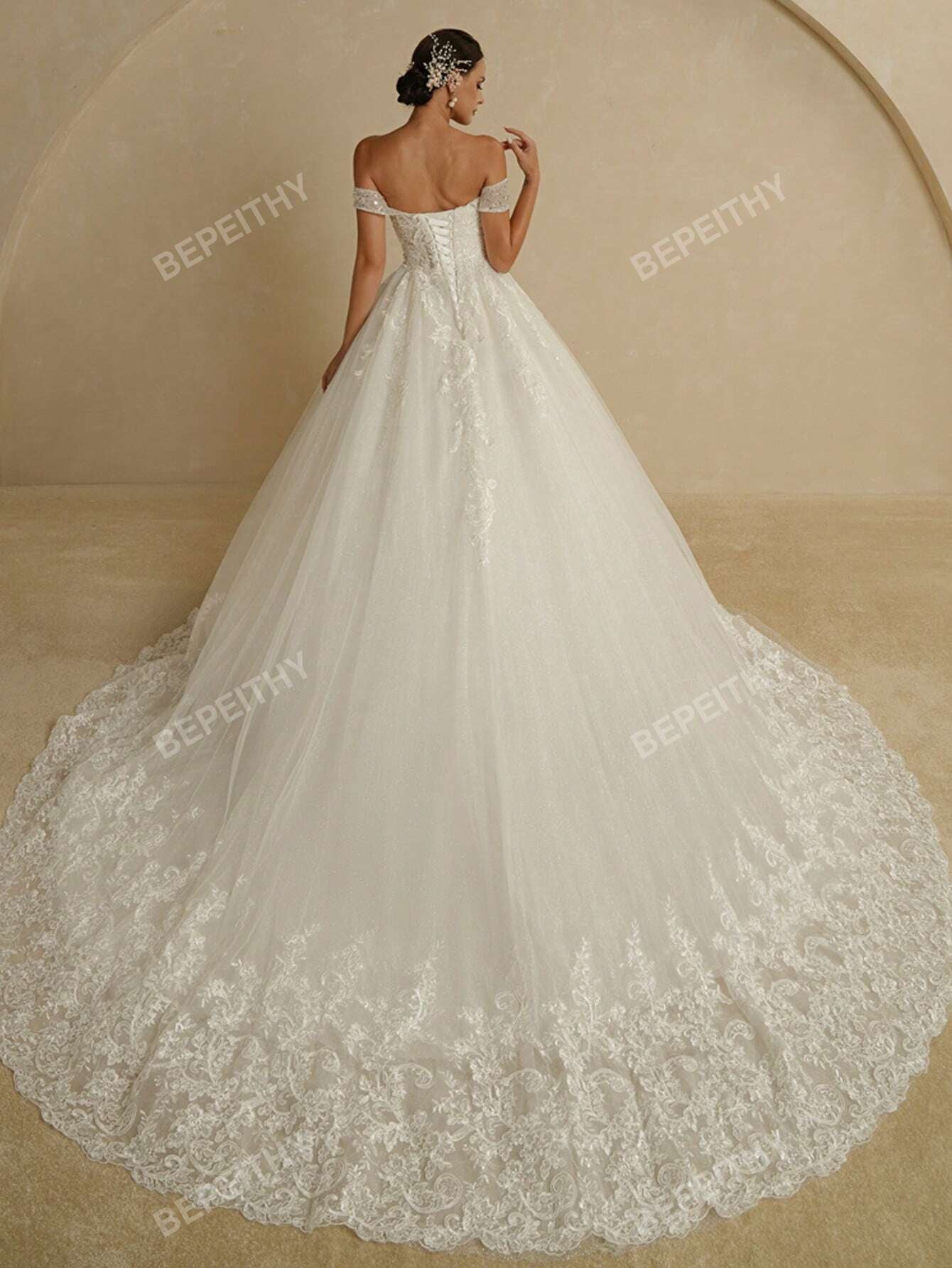 Embroidered Tulle Off-Shoulder High-Waist A-Line Wedding Dress with Train White Elegant Bridal Dress