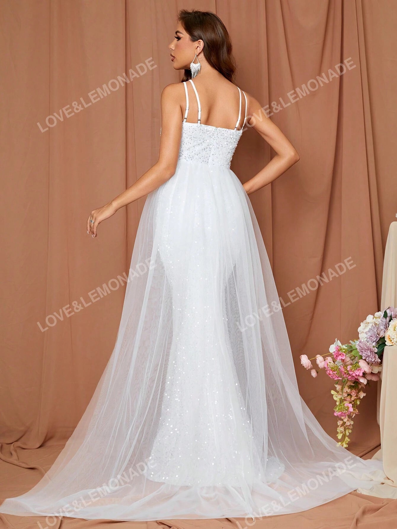 LOVE&LEMONADE Women'S White Fish Tail Wedding Dress with Straps