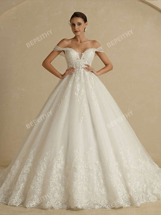 Embroidered Tulle Off-Shoulder High-Waist A-Line Wedding Dress with Train White Elegant Bridal Dress