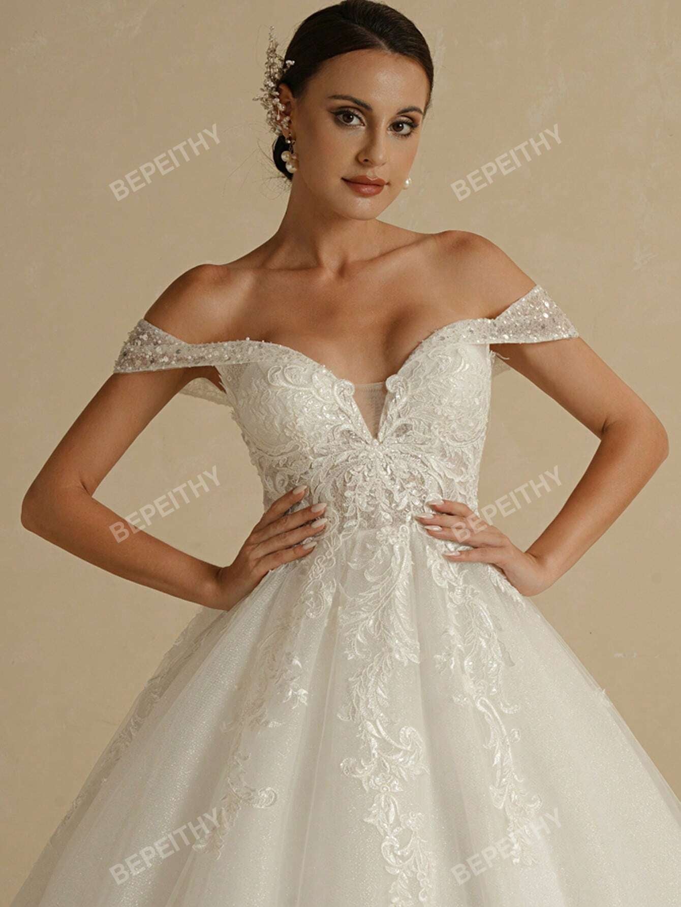 Embroidered Tulle Off-Shoulder High-Waist A-Line Wedding Dress with Train White Elegant Bridal Dress
